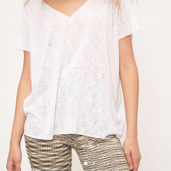 NWOT Project Social T Original Textured V in White Sz XL - Picture 5 of 6